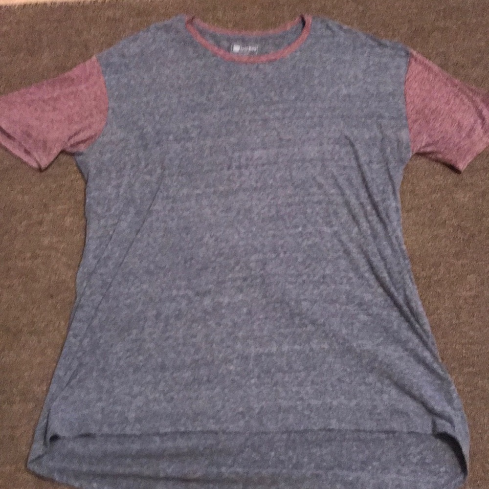Lularoe Women’s 2XL Shirt
